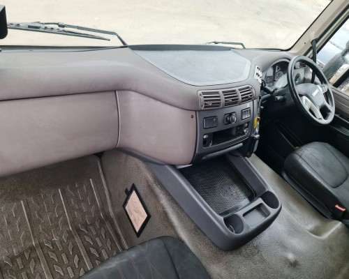 Cabin Interior – Passenger Side – DAF CF 450